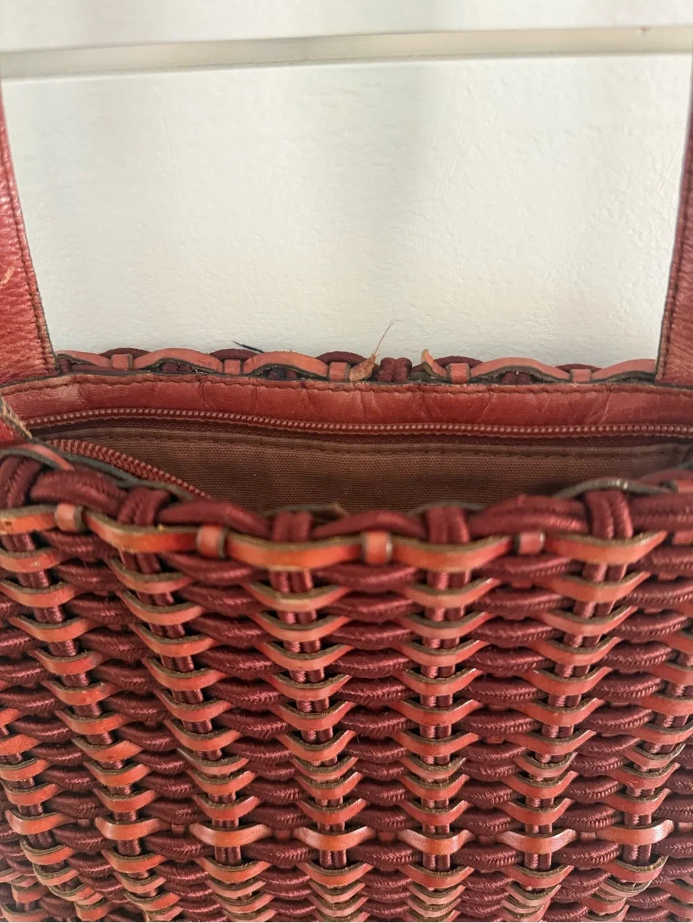 Sharif woven leather